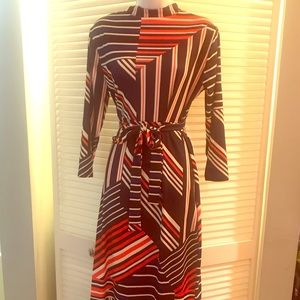 Fitted, long sleeve, multi-colored dress w/ zipper